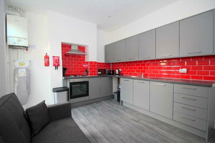 4 Bedroom Terraced House To Rent In Harris Street, Stoke-On-Trent, Staffordshire, ST4