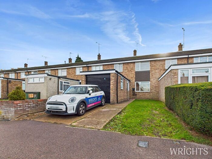 4 Bedroom Terraced House For Sale In Worcester Road, Hatfield, AL10