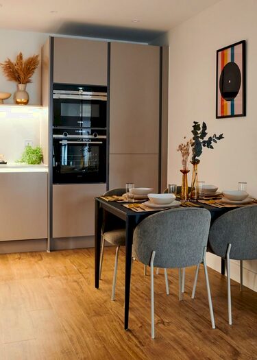 Studio To Rent In Aerial Square, London, NW9