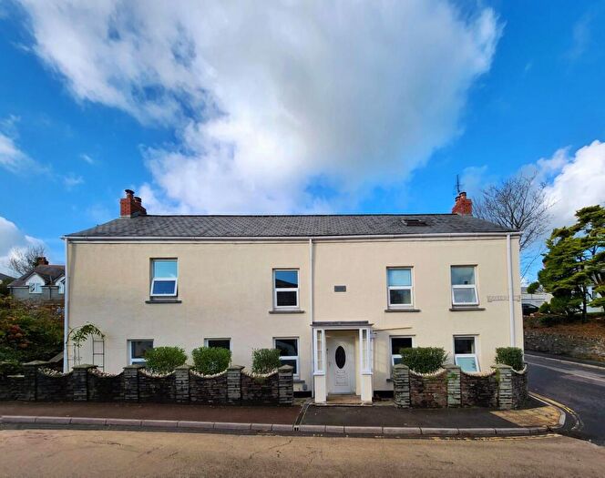 5 Bedroom Detached House For Sale In High Street, Camelford, PL32
