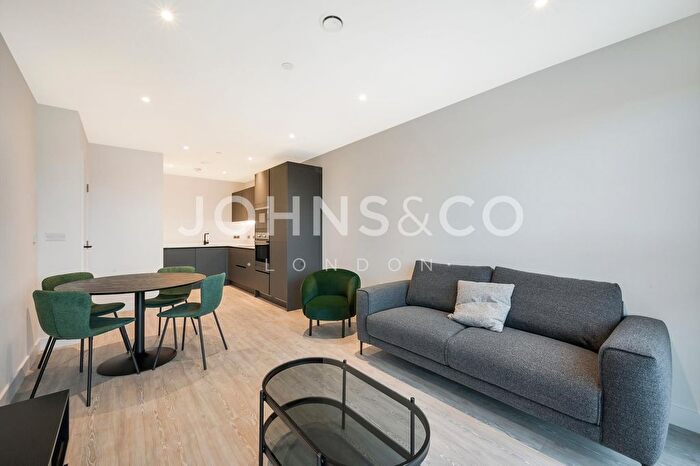 1 Bedroom Flat To Rent In Kew Bridge Rise, Kew Bridge, London, TW8