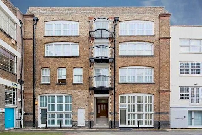 1 Bedroom Flat To Rent In Tottenham Mews, London, W1T