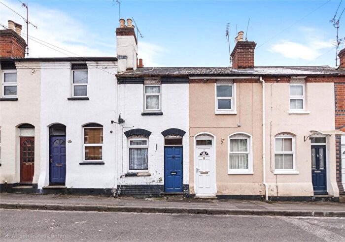 2 Bedroom Terraced House To Rent In Blenheim Gardens, Reading, RG1
