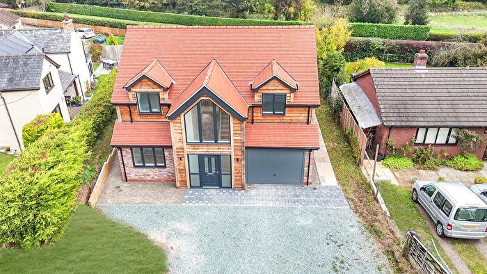 4 Bedroom Detached House For Sale In Pant, Oswestry, SY10