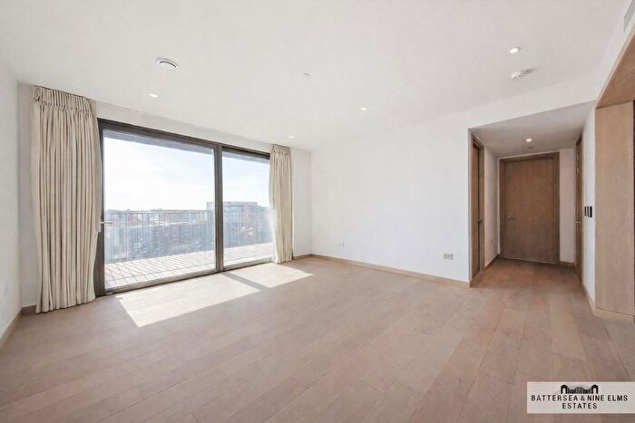 2 Bedroom Flat To Rent In Legacy Building, Embassy Gardens, SW11