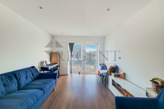 1 Bedroom Apartment To Rent In Cornelia House, Caversham Road, NW9