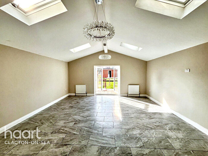5 Bedroom Semi-Detached House To Rent In Tewkesbury Road, Clacton-On-Sea, CO15