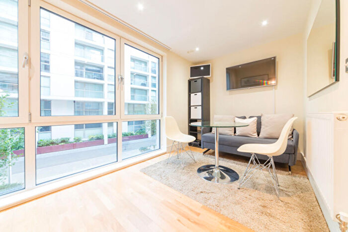 Flat To Rent In Indescon Square, Canary Wharf, E14