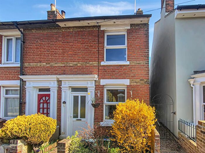 2 Bedroom End Of Terrace House To Rent In Crowhurst Road, Colchester, CO3