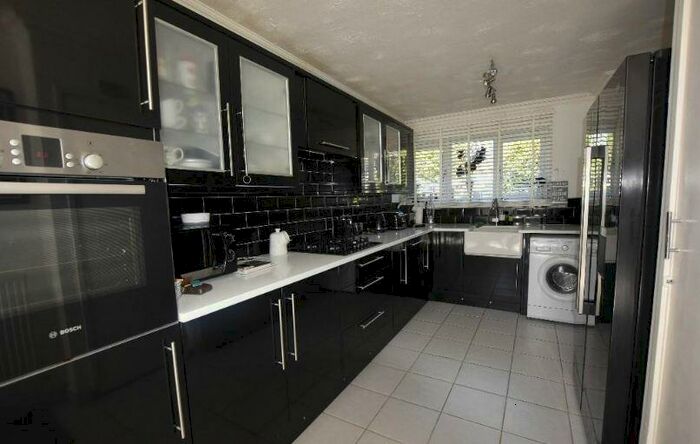3 Bedroom House To Rent In Barstable West, Basildon, SS14