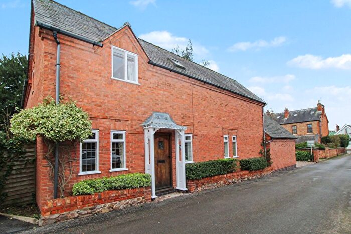 4 Bedroom Detached House For Sale In Home Close, Blaby, Leicester, LE8