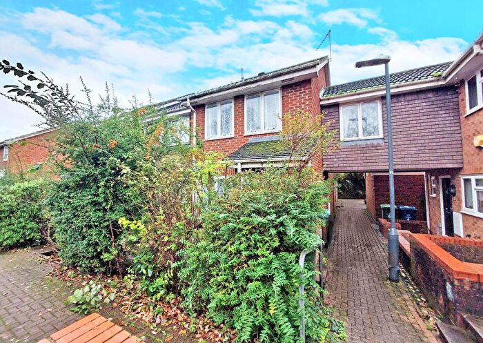 3 Bedroom Semi Detached House For Sale In Carrington Square, Harrow, HA3