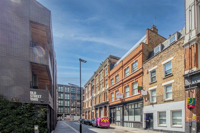 2 Bedroom Apartment To Rent In Mallow Street, London, EC1Y