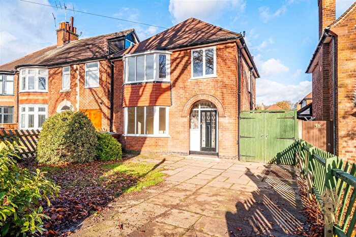 3 Bedroom Detached House To Rent In Russell Drive, Nottingham, NG8