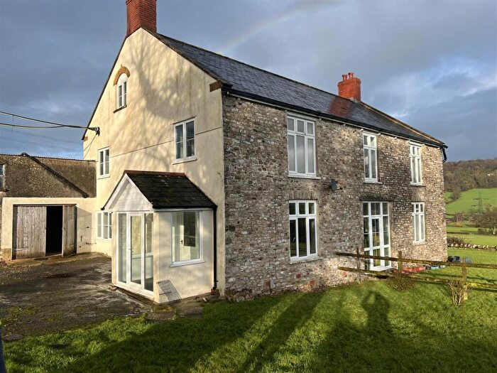 3 Bedroom Semi Detached House To Rent In Dalwood, Axminster, EX13