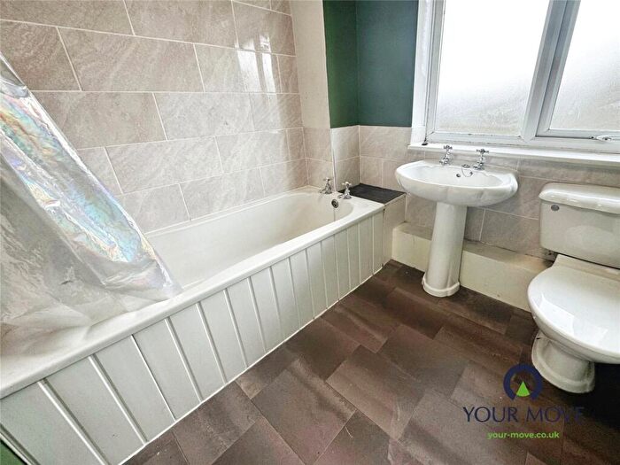 3 Bedroom Terraced House For Sale In Lord Street, Darwen, Lancashire, BB3