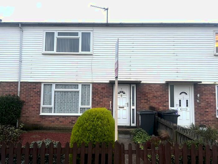2 Bedroom House To Rent In Observatory View, Hailsham, BN27