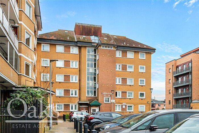 3 Bedroom Flat For Sale In Godolphin House, Tulse Hill, SW2