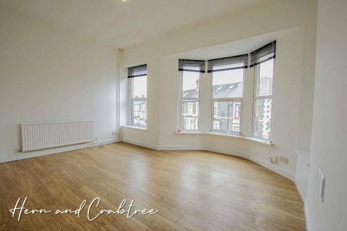 2 Bedroom Flat To Rent In Llanfair Road, Pontcanna, Cardiff, CF11