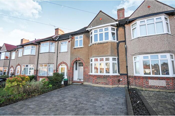 3 Bedroom Terraced House To Rent In Rose Walk, West Wickham, BR4