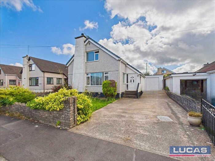 4 Bedroom Detached House For Sale In Lon Hedydd, Llanfairpwll, LL61