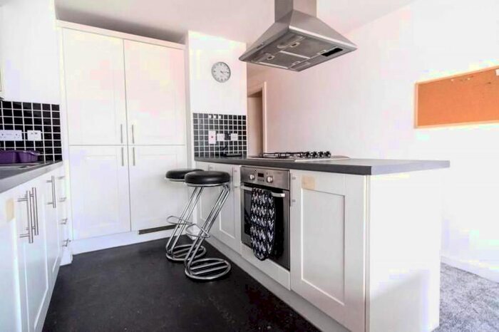 1 Bedroom Flat To Rent In Hailings Wharf, Channelsea Road, Stratford, Mile End, London, E15
