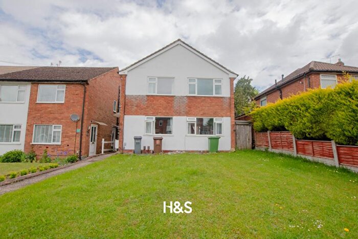2 Bedroom Maisonette For Sale In Sansome Road, Shirley, Solihull, B90