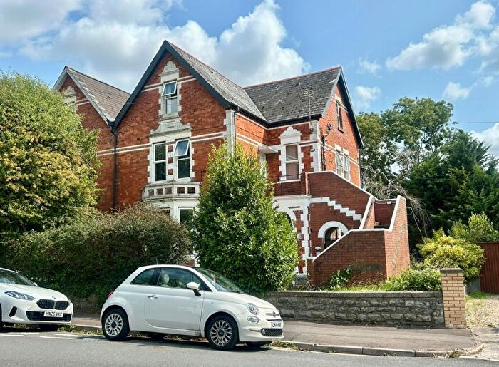 8 Bedroom Semi-Detached House For Sale In Clive Crescent, Penarth, CF64