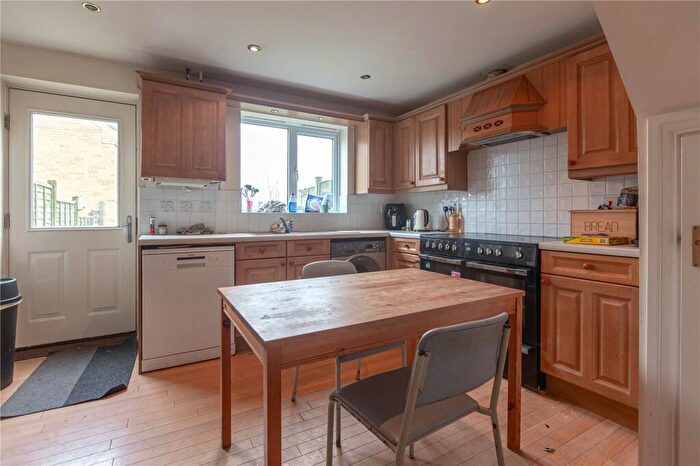 4 Bedroom Terraced House To Rent In Shakespeare Avenue, Horfield, Bristol, BS7