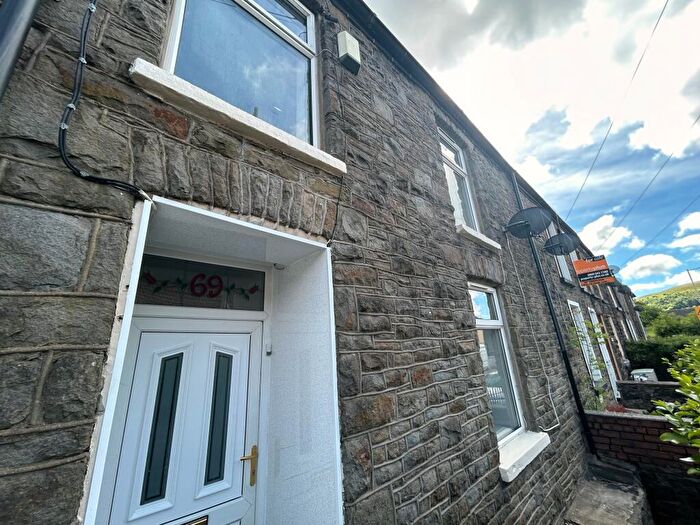 3 Bedroom House To Rent In Miskin Road, Tonypandy, CF40