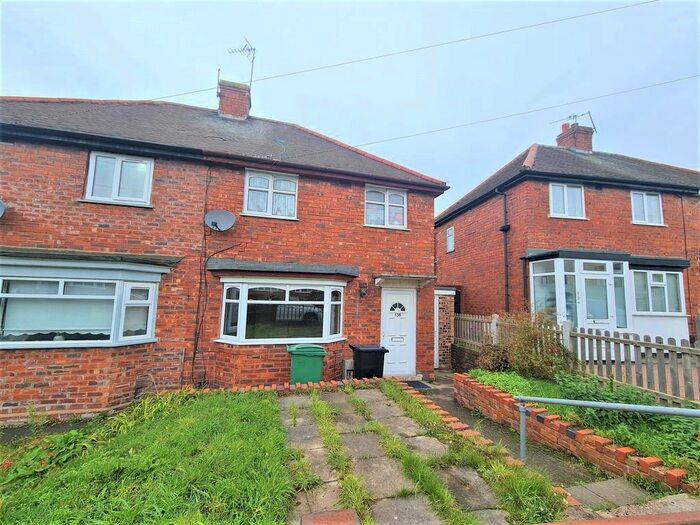 1 Bedroom Studio To Rent In Hawksford Crescent, Low Hill, Wolverhampton, WV10