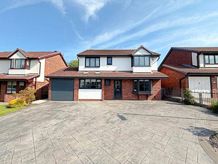 4 Bedroom Detached House To Rent In Firs Road, Bolton, BL5