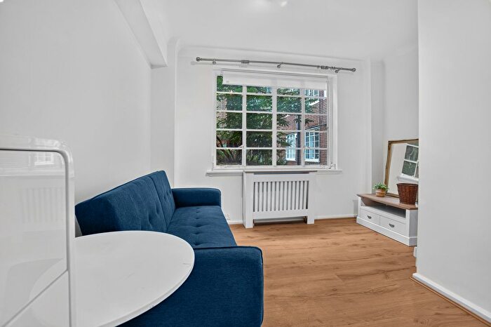 1 Bedroom Flat To Rent In St Petersburgh Place, Mansion Block, W2