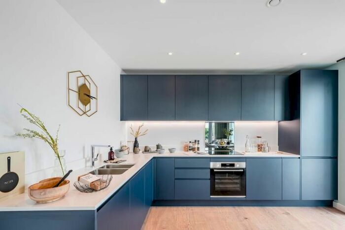 2 Bedroom Flat To Rent In The Arches, Frogmore Avenue, Watford, WD17