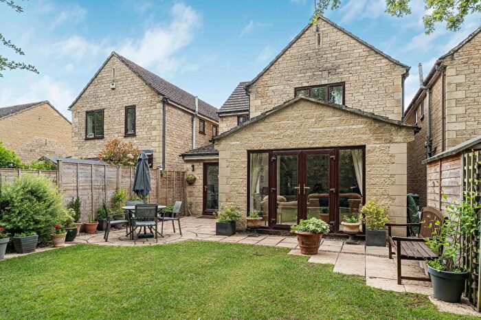 4 Bedroom Detached House For Sale In Boxbush Road, South Cerney, Cirencester, Gloucestershire, GL7