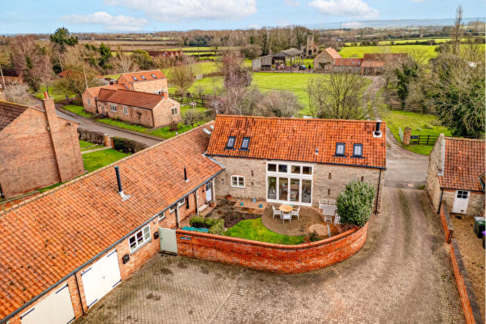 4 Bedroom Barn Conversion For Sale In Village Street, Owthorpe, NG12