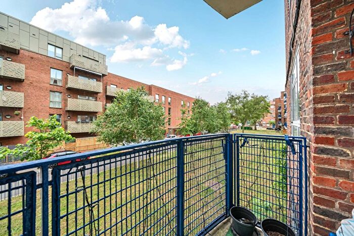 2 Bedroom Flat To Rent In Marvell House, Camberwell, London, SE5