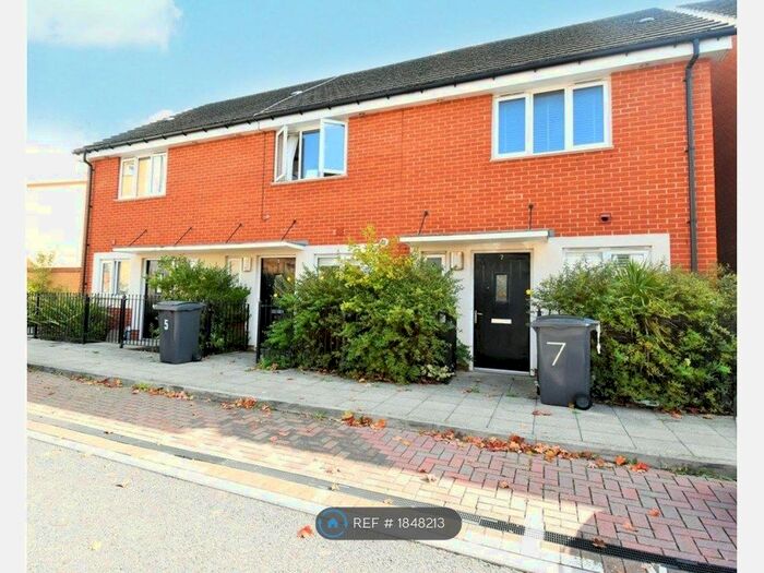 2 Bedroom Terraced House To Rent In St. Agnes Way, Reading, RG2