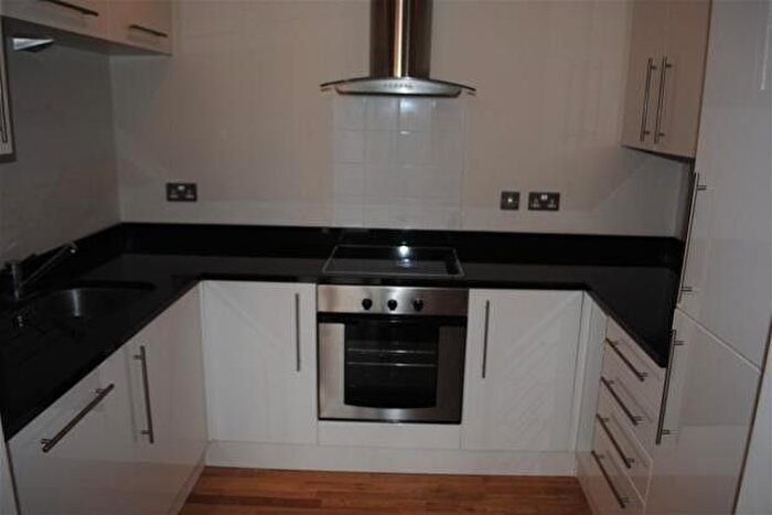 1 Bedroom Flat To Rent In Ilford Hill, Ilford, Ilford, IG1