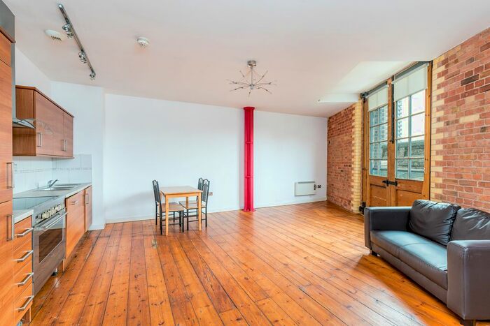 4 Bedroom Flat To Rent In Back Church Lane, Liverpool Street, E1