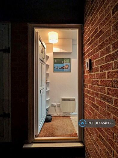 1 Bedroom Maisonette To Rent In Bowerman Close, Kidlington, OX5