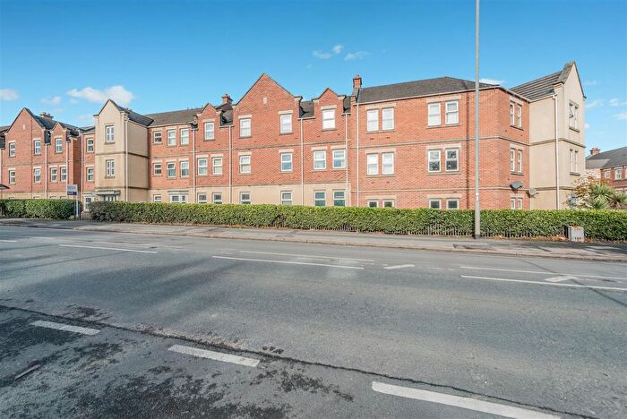 2 Bedroom Flat For Sale In Whitehall Green, Wortley, Leeds, LS12