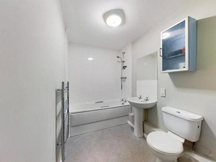 1 Bedroom Flat For Sale In Chedworth House, The Square, Chester, Cheshire, CH1