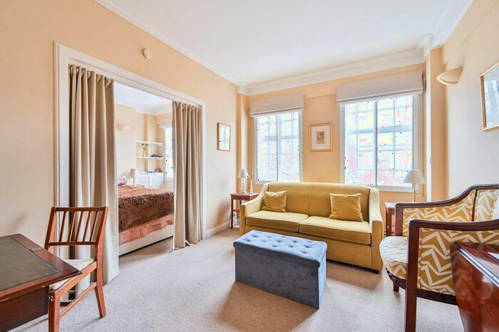 1 Bedroom Flat For Sale In Kings Road, Kings Road, London, SW3