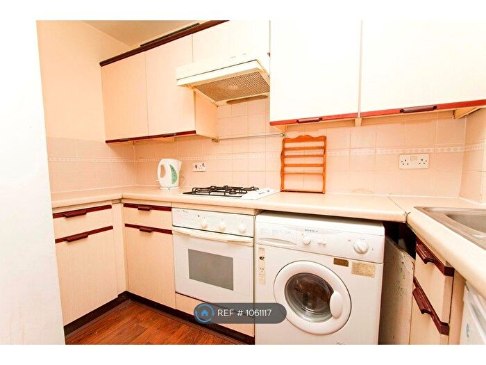 2 Bedroom Flat To Rent In Yellowhammer Court, London, NW9