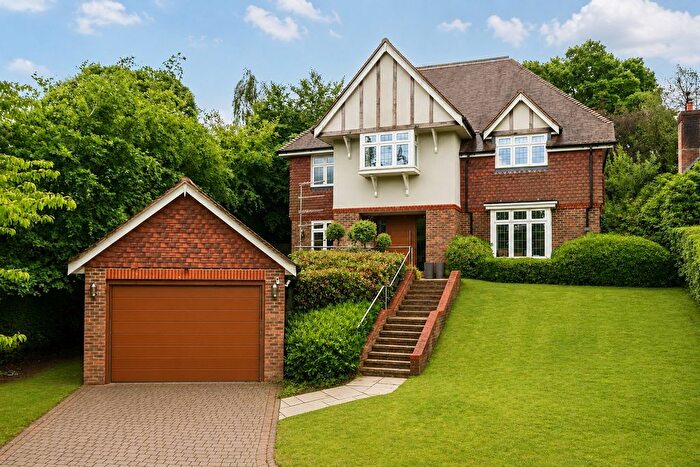 5 Bedroom Detached House For Sale In Forest Drive, Tadworth, KT20