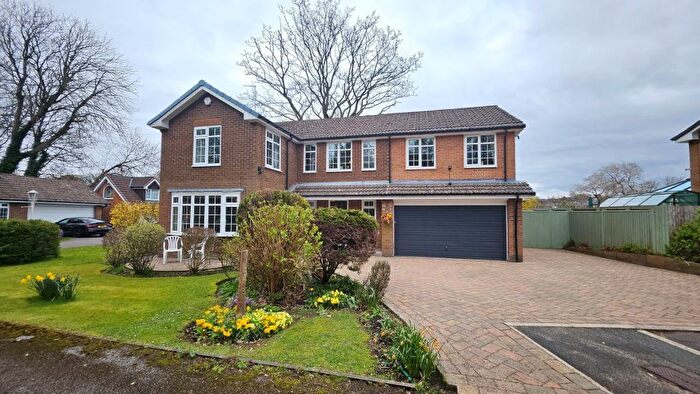 4 Bedroom Detached House For Sale In Bessybrook Close, Lostock. Bolton., BL6
