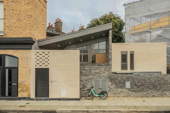 4 Bedroom Property To Rent In St. Philip Street, London, SW8