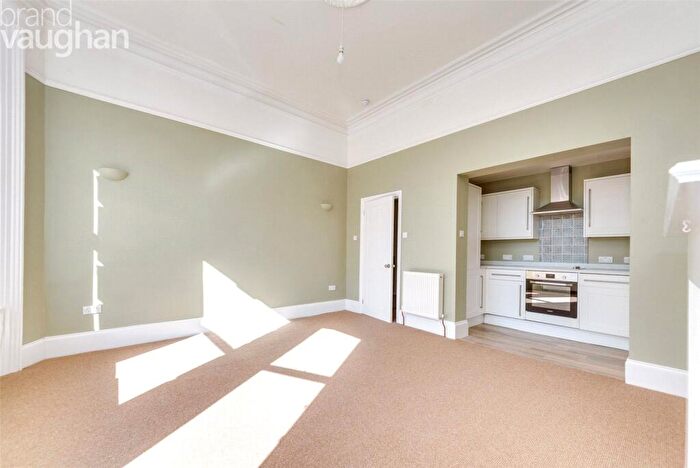 2 Bedroom Flat To Rent In Chapel Terrace, Brighton, BN2