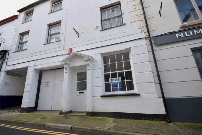 Studio To Rent In Allhalland St Flat, Bideford, Devon, EX39